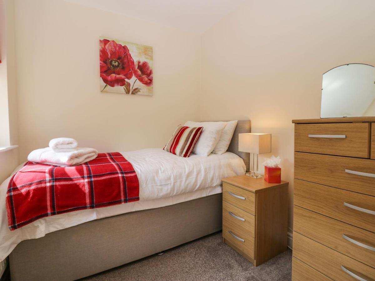 Rolo'S Retreat Villa Grange-over-Sands Екстериор снимка